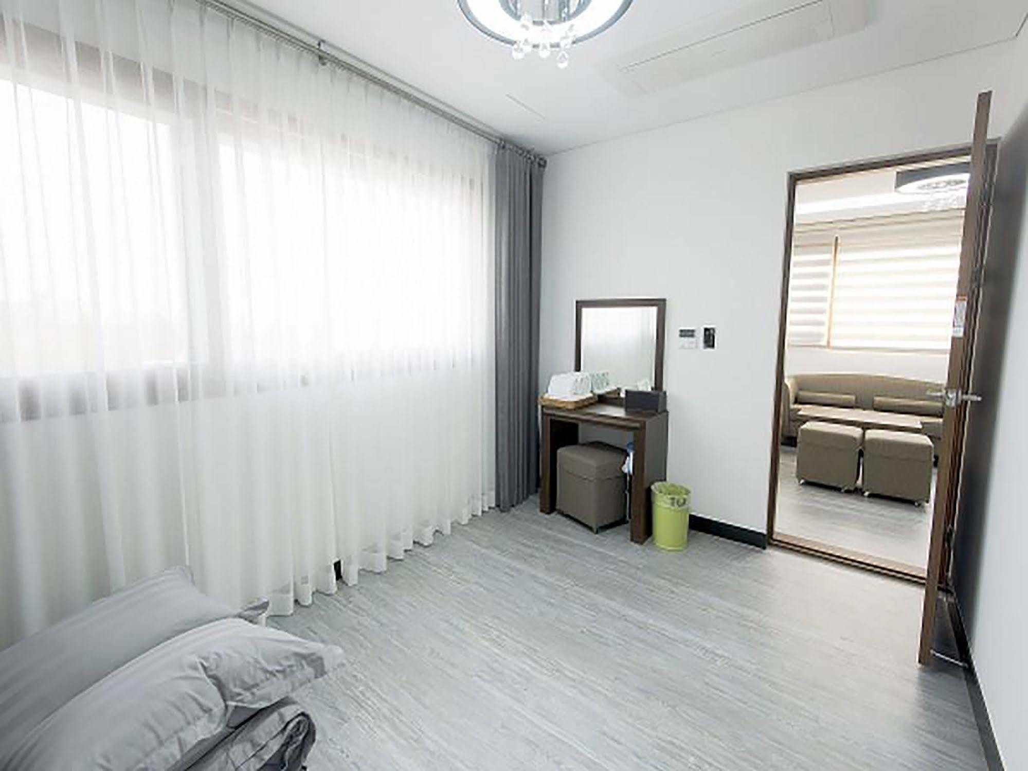 The Seri Resort Seogwipo-stad Buitenkant foto